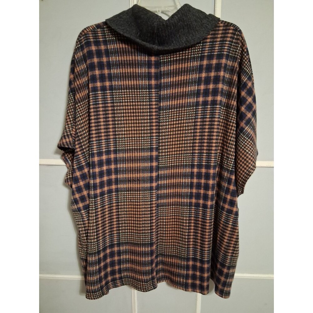Chris & Carol Plus Women's Size 2X Pullover Plaid Colw Neck Poncho Pockets - Picture 4 of 7